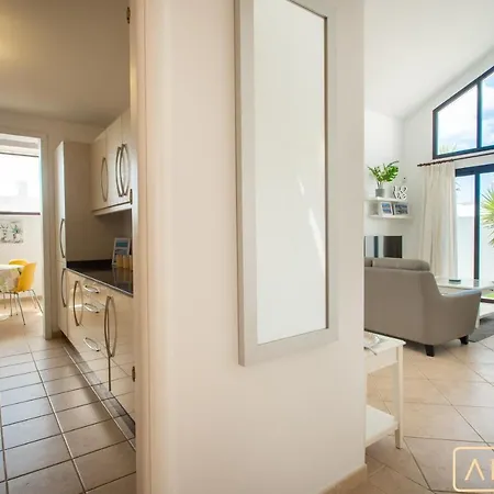 Orcades Close To Town Center Pool&a/c
