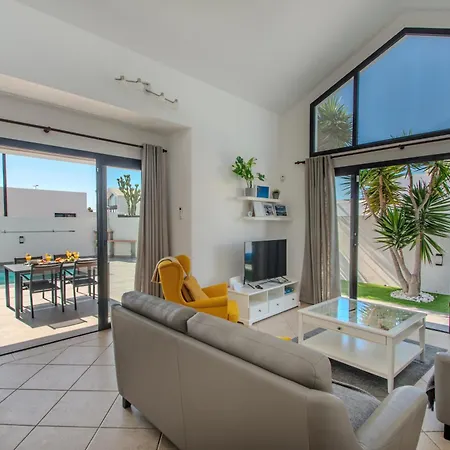 Orcades Close To Town Center Pool & A/c Βίλα Πλάγια Μπλάνκα