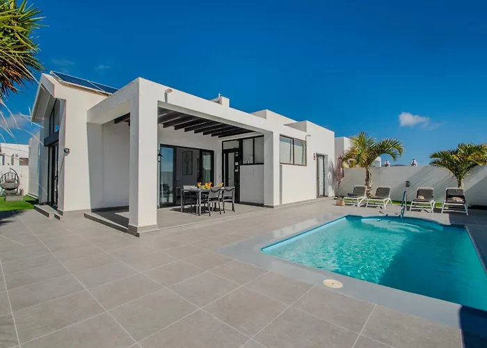 Villa Orcades Close To Town Center Pool & A/c