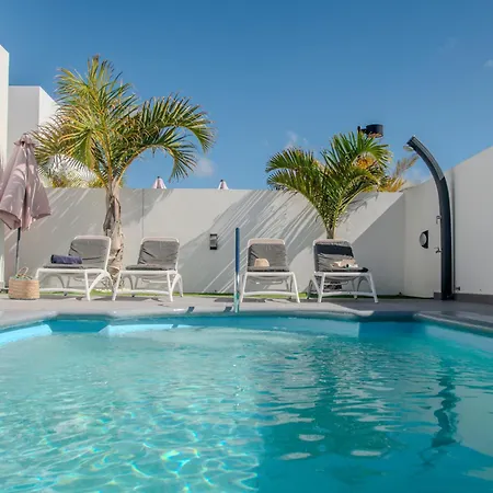 Orcades Close To Town Center Pool & A/c Playa Blanca (Lanzarote)