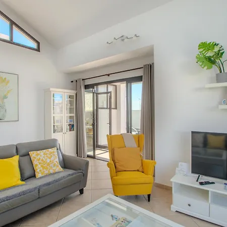 Villa Orcades Close To Town Center Pool & A/c *