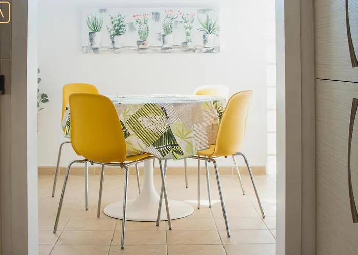 Villa Orcades Close To Town Center Pool & A/c