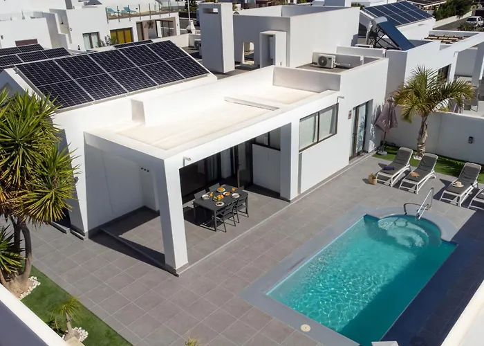 Villa Orcades Close To Town Center Pool & A/c *