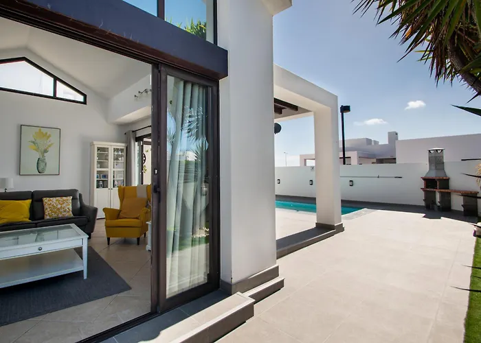 Villa Orcades Close To Town Center Pool & A/c Playa Blanca (Lanzarote)