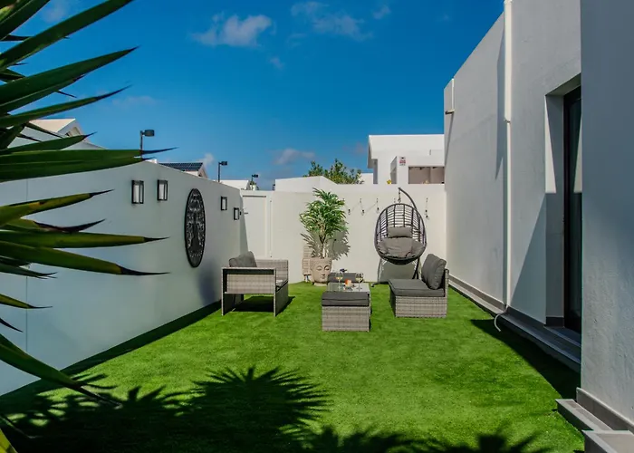 Villa Orcades Close To Town Center Pool & A/c *